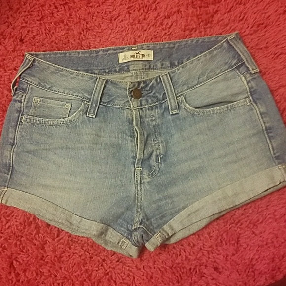 Hollister Pants - Hollister jean shorts. Xoxo